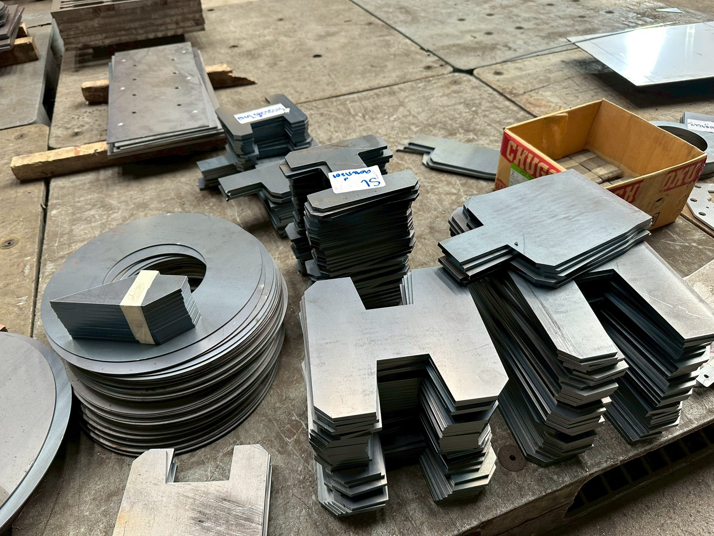 คู่มือเลือกเกรดเหล็กตัดเลเซอร์