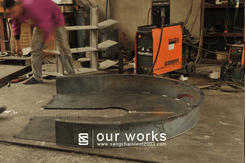 บริษัท แสงชัย สตีล (2003) จำกัด SANGCHAI STEEL (2003) CO., LTD. - LASER CUTTING ศูนย์บริการ ตัดเลเซอร์ 6 เมตร โลหะ ทุกชนิด บริการตัดชิ้นงานด้วย เครื่องเลเซอร์ ขนาด 8x20 ฟุต , CNC GAS CUTTING ศูนย์บริการ ตัดเหล็ก ตัดแก๊ส ตัดพลาสม่า ด้วยเครื่องจักรที่ควบคุมด้วยระบบ CNC , SHEARING & BENDING ศูนย์บริการ ตัดพับ 6 เมตร เหล็ก ความหนาสูงสุดถึง 20 มม. สแตนเลส ความหนาสูงสุดถึง 10 มม. (ขนาดความยาว 6 เมตร) , ROLLING ศูนย์บริการ ม้วนเหล็ก สแตนเลส ไอบีม รางน้ำ เหล็กฉาก แป๊ปดำ ท่อดำ และเหล็กแผ่น หนาถึง 32 มม. (หน้ากว้าง 3 เมตร) , FABRICATION ศูนย์บริการ ประกอบเชื่อมชิ้นงานตามแบบที่ต้องการ , OTHER WORKS ศูนย์บริการพ่นทราย ทำความสะอาดวัสดุ บริการพ่นสี กัดกรดตัวอักษร โลโก้ ลายต่างๆ และ มาร์คกิ้งลงบนวัสดุ